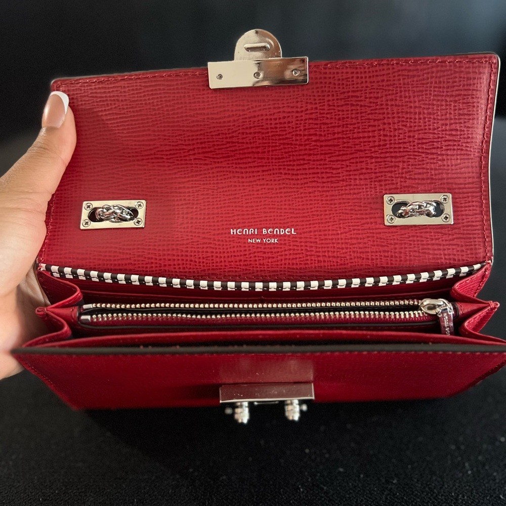 Henri Bendel Red Wallet on Chain - Picture 7 of 8